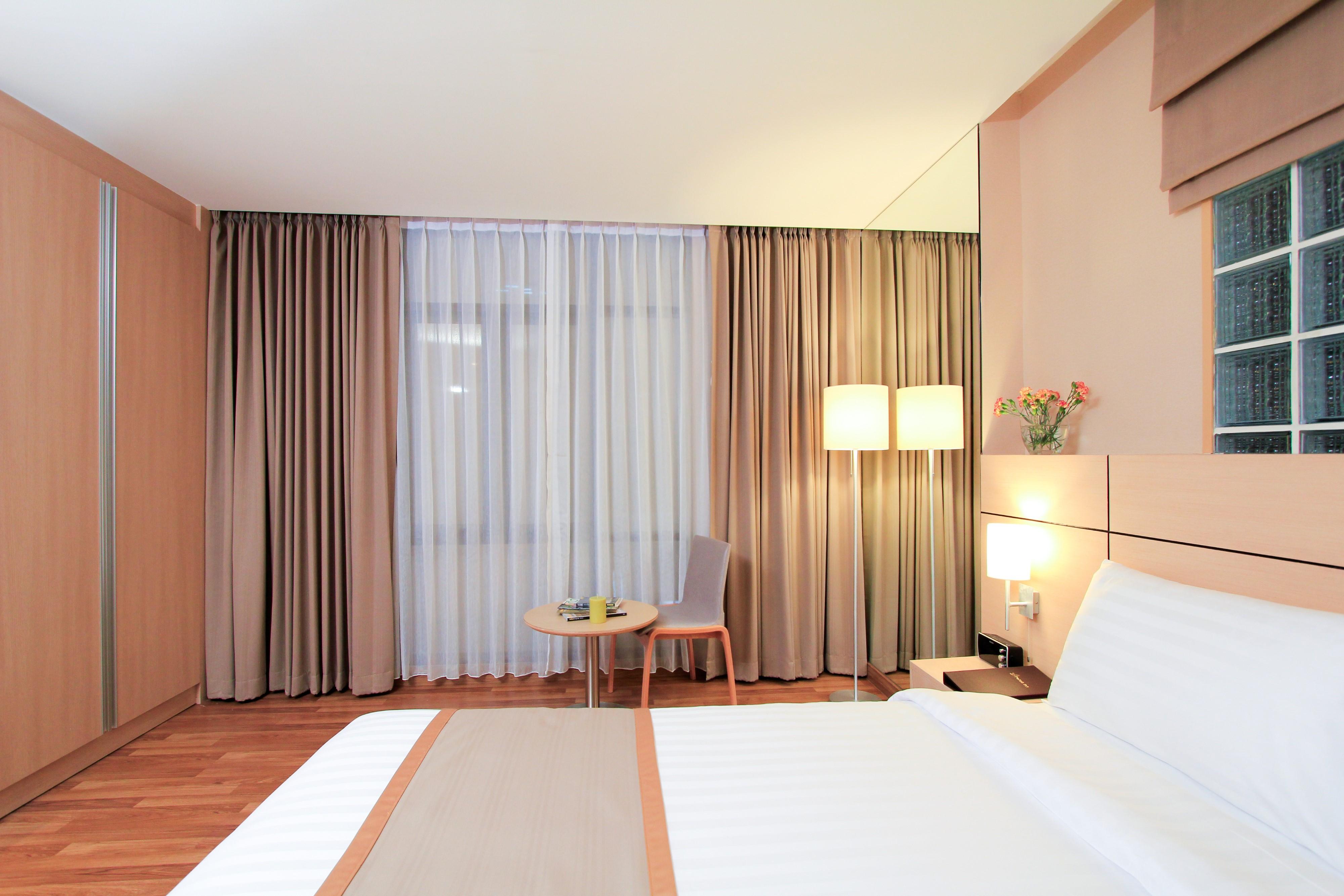 Petals Inn Bangkok Buitenkant foto