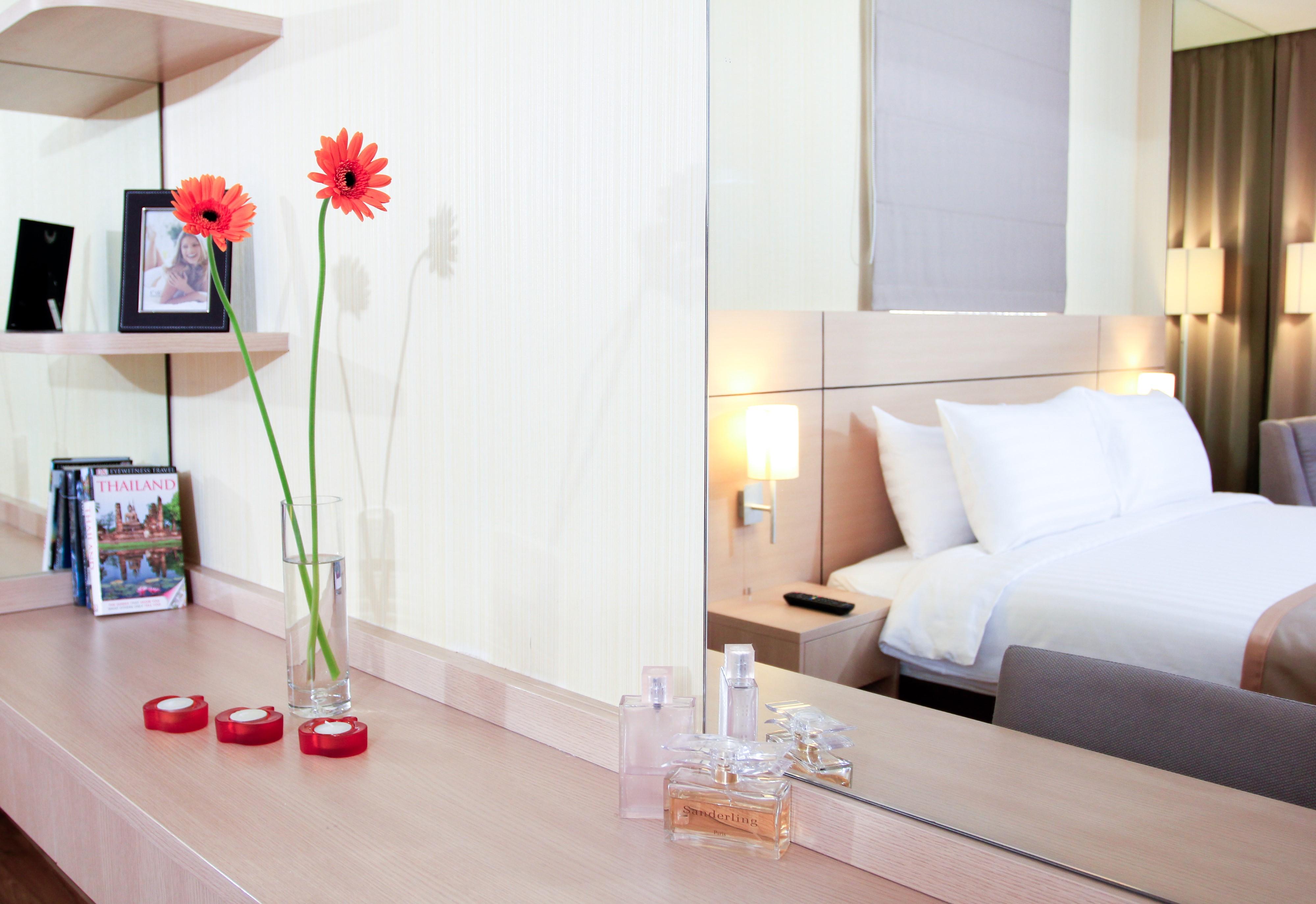 Petals Inn Bangkok Buitenkant foto