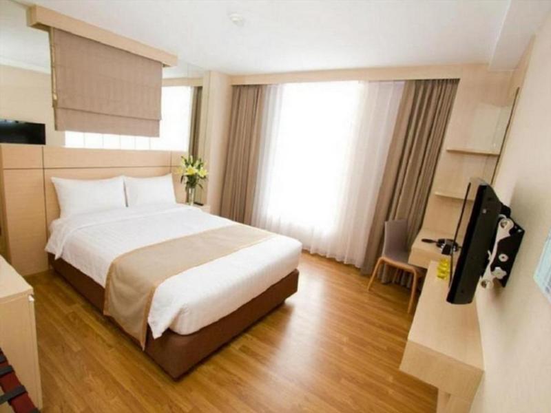 Petals Inn Bangkok Buitenkant foto