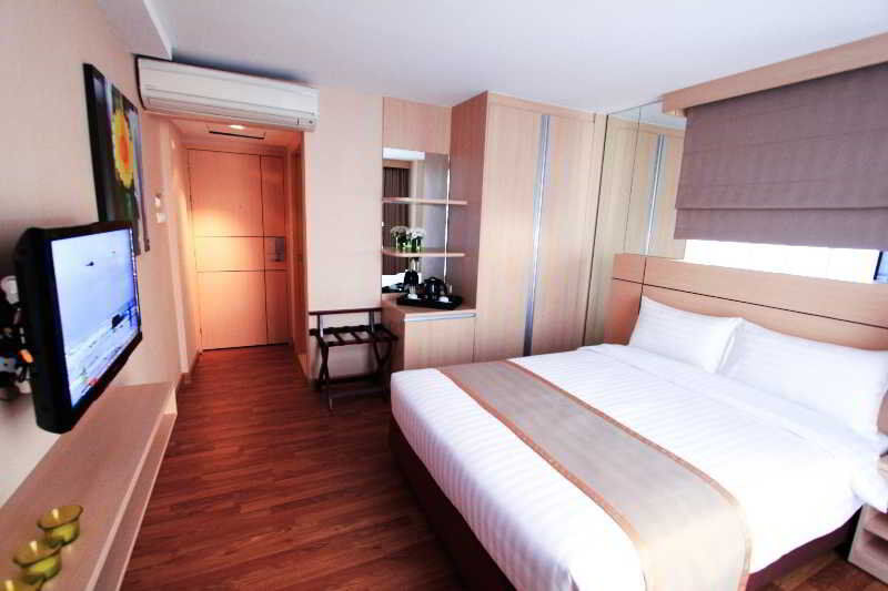Petals Inn Bangkok Buitenkant foto